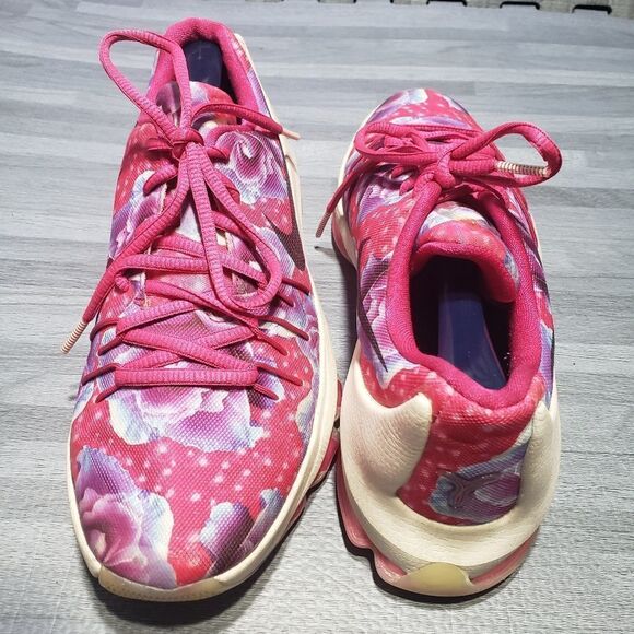 Nike Kevin Durant 8 Premium Athletic Sneakers - Picture 4 of 7